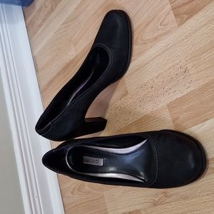 Black ECCO nubuck pumps with 3.5 inch heels